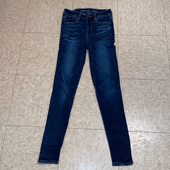 American Eagle Outfitters Super Stretch High-Waisted Jegging in Brilliant Blue 2 - Picture 1 of 13